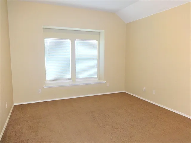 9501 Navarro St — Photo 14