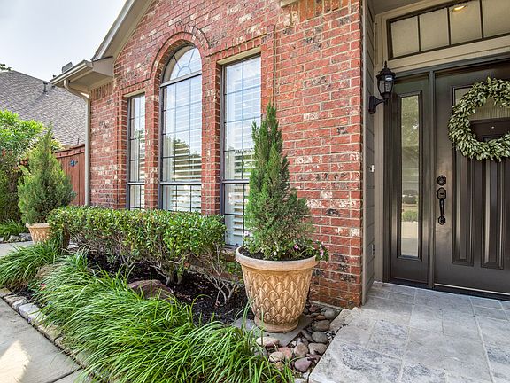 2nd image of 729 Marble Canyon Cir