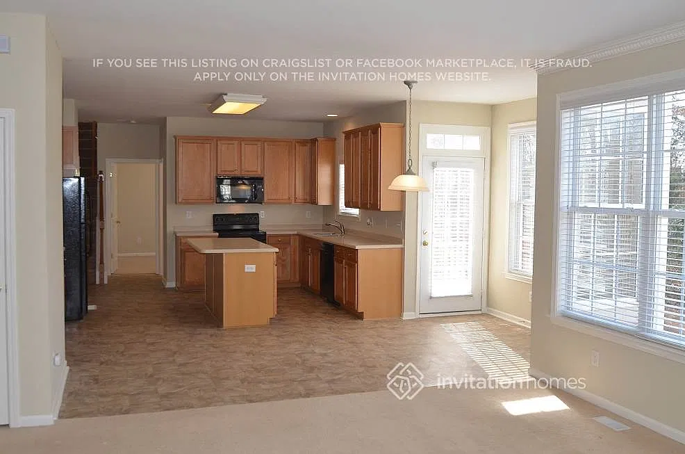 754 Pinkney Pl Stanley, NC 28164 — Photo 3