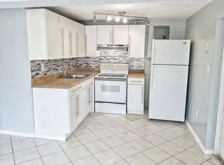 (Undisclosed Address), Hollywood, FL 33023