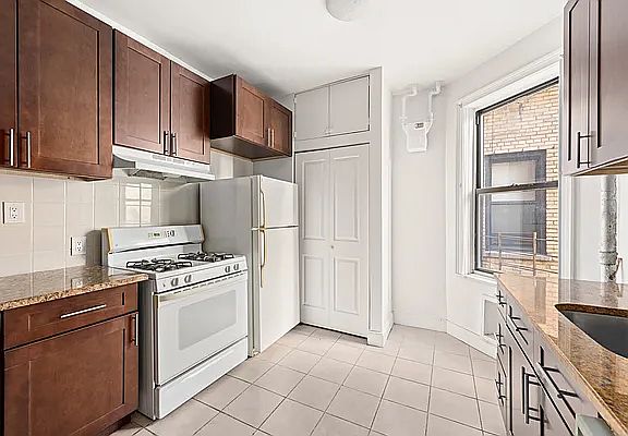 5th image of 359 Fort Washington Ave APT 3D