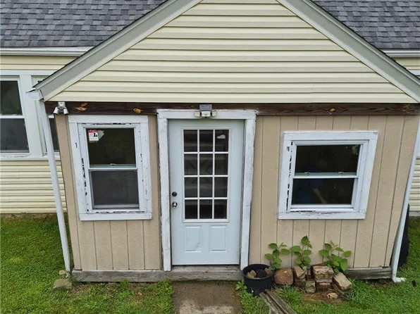 1513 Fernhurst Ave, Coraopolis, PA 15108