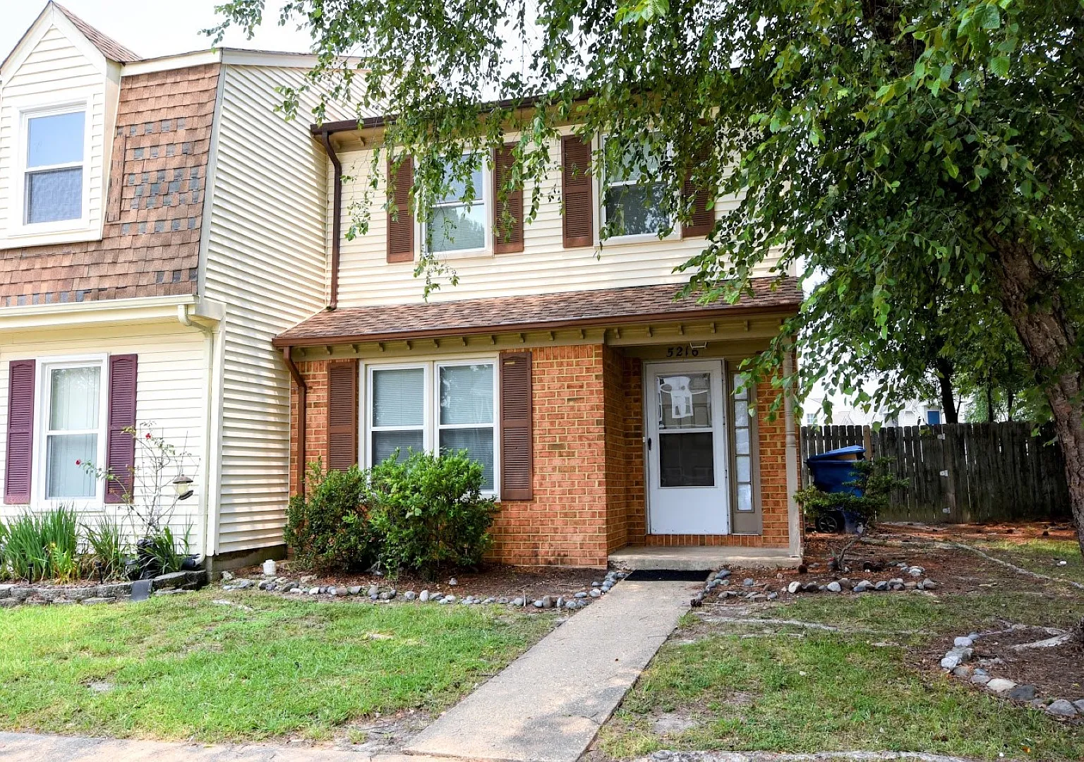 2 bed, 2.5 bath, 1088 sqft, $2,000 — Photo 2