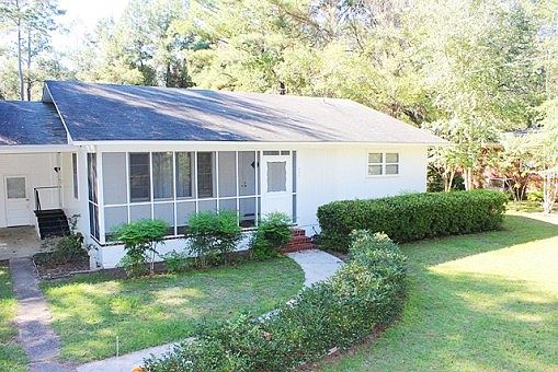 1st image of 505 Eastlake Dr