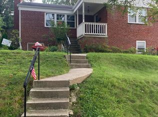 2708 Navarre Dr, Chevy Chase, MD 20815