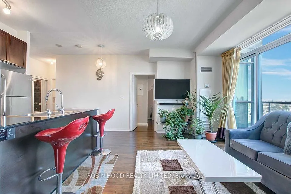 Building Photo - 1328 Birchmount Rd #910