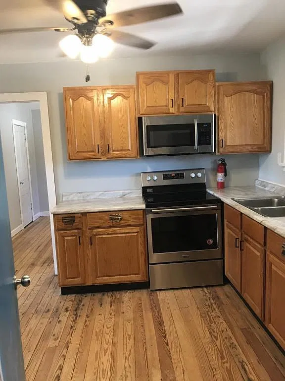 4138 Lake Street, #4 — Photo 3