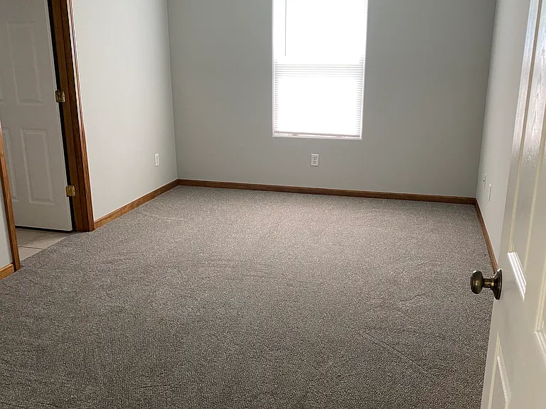 1432 Tamarisk Ct — Photo 6