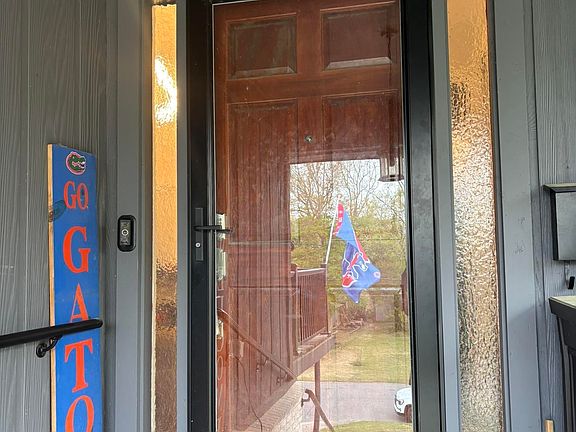 3rd image of 3717 Loch Ln