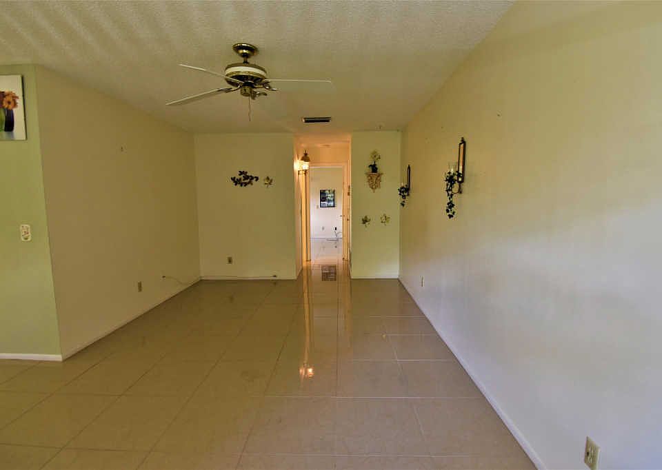 1st image of 33 Lake Vista Trl APT 203