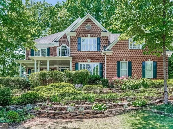 700 Vinings Estates Dr SE, Mableton, GA 30126
