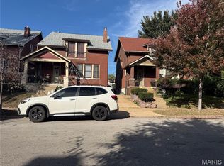 3957 Russell Blvd, Saint Louis, MO 63110
