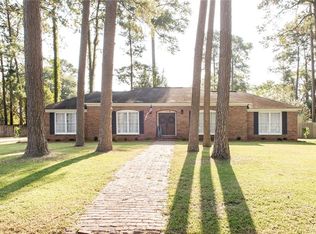 1608 Booth St, Waycross, GA 31501