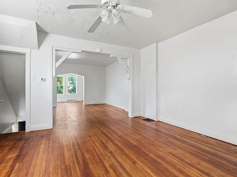 2927 Willett Rd — Photo 9
