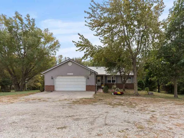2928 315th St, North English, IA 52316