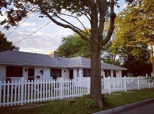 81 Fairmount St, New Bedford, MA 02740