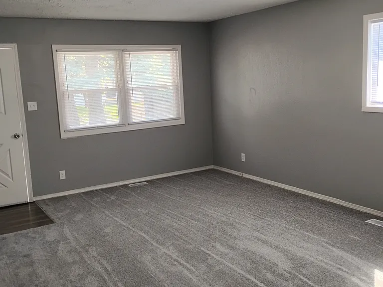 1824 Asbury St — Photo 12