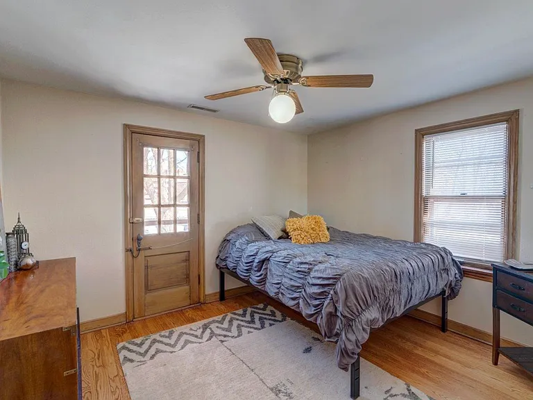 2632 Stevens St — Photo 8