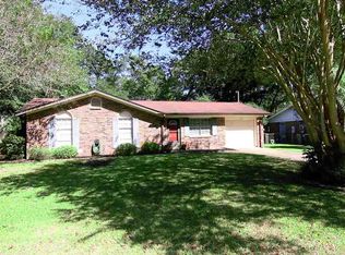 180 Greenridge Dr, Pensacola, FL 32534