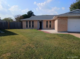 2722 Lower Valley Dr, Houston, TX 77067