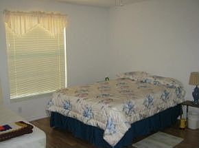 5th image of 9224 N Alder Ave