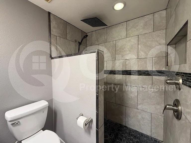 8601 E Calle Bolivar — Photo 33