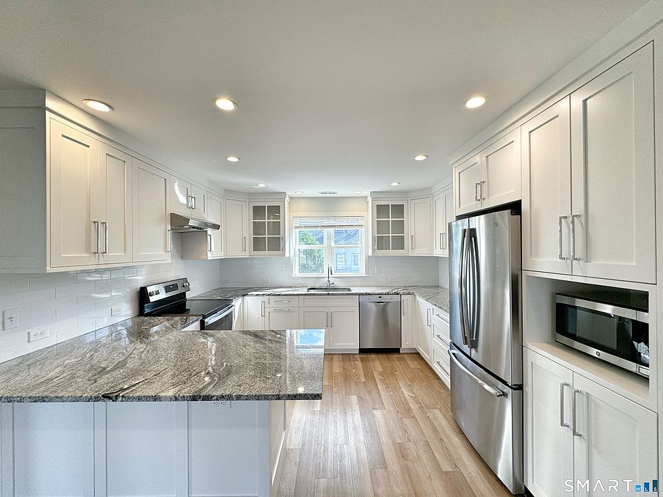 1st image of 18 Catherine St #B