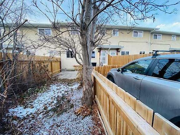 2nd image of 29 Switzer Dr Unit 29