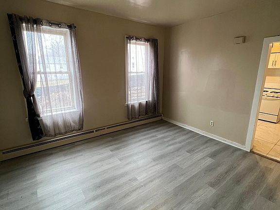 5th image of 470 21st St #1K