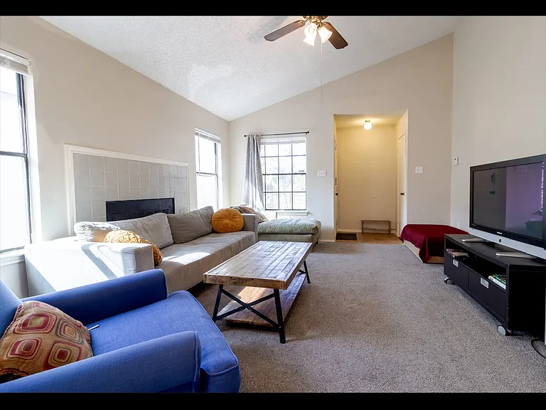 11603 Pearwood Pl — Photo 2