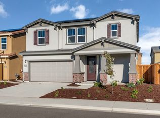 820 Summerhouse Dr, Patterson, CA 95363