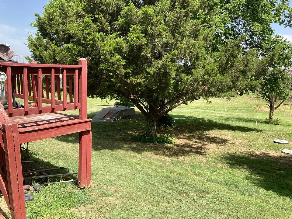 2nd image of 17621 State Highway 56