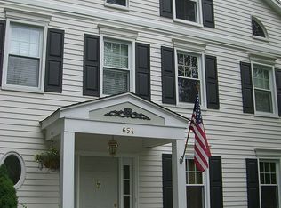 654 Union Valley Rd, Mahopac, NY 10541