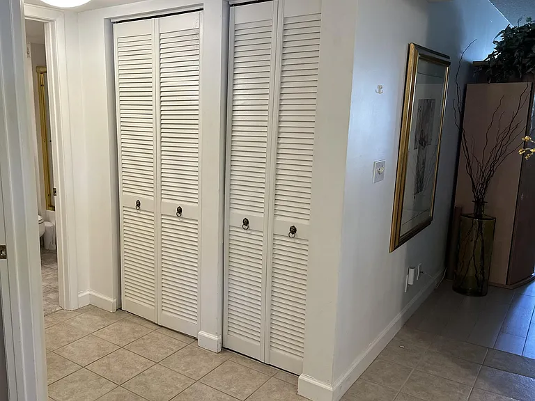3138 Via Poinciana #114 — Photo 12