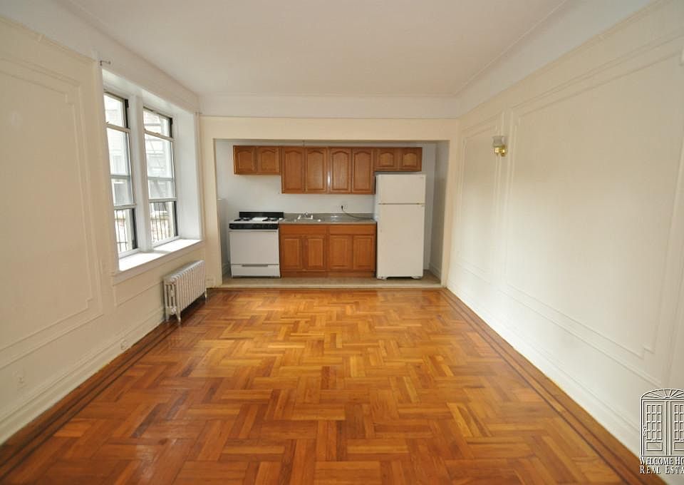 1st image of 4129 46th St #2G