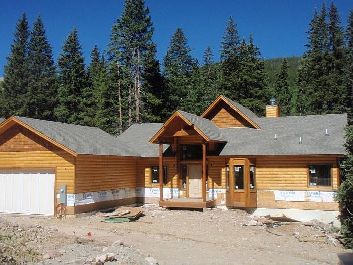 2nd image of 220 Whispering Pines Cir