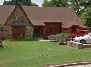 2974 Ole Pike Dr, Germantown, TN 38138