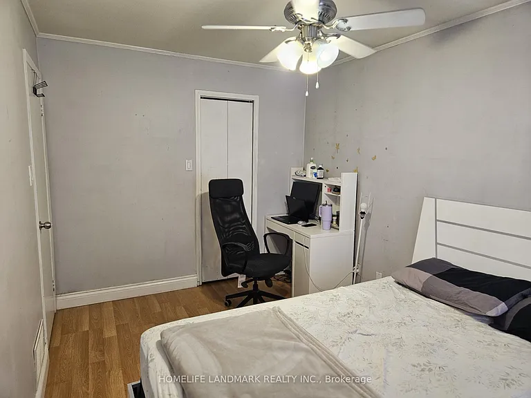 102 Beaverbrook Ct — Photo 16