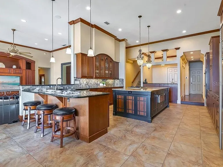 10577 Down Lakeview Cir — Photo 30