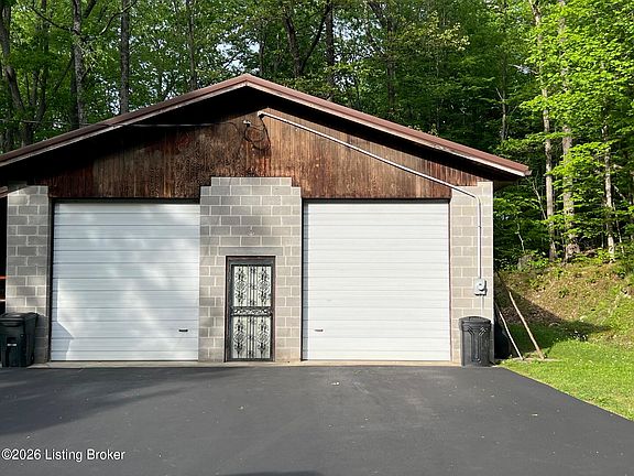 4th image of 373 Green Valley Dr