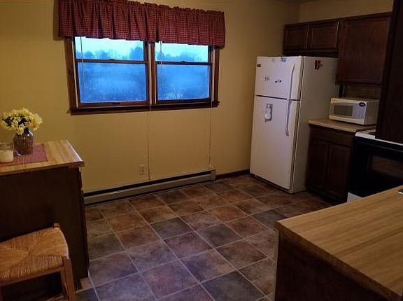 4th image of 2638 Banner St