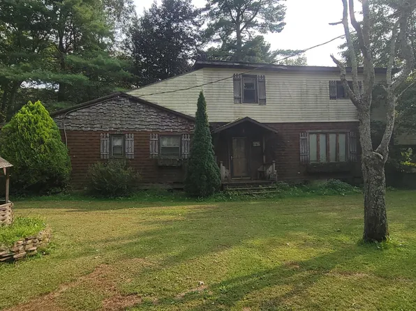 10 Shady Creekside Ln, Catawissa, PA 17820