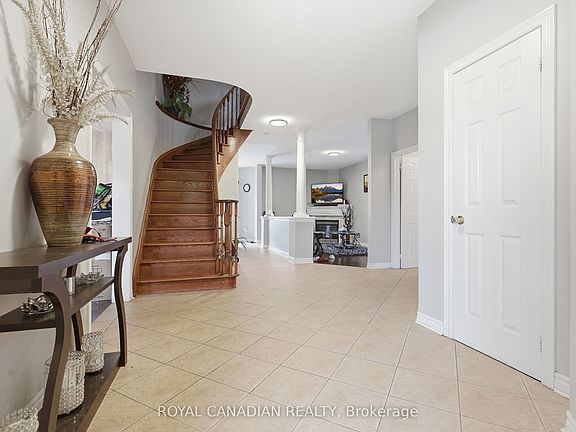 4th image of 264 Country Ln