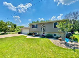200 Gibbs St, Anamosa, IA 52205