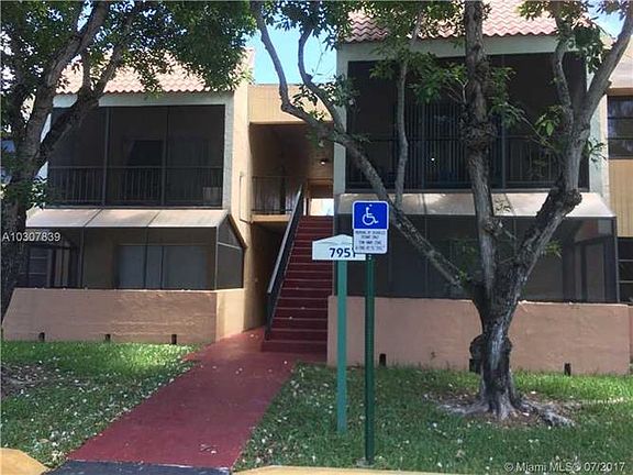 3rd image of 7949 SW 104th St APT D114