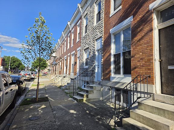 2nd image of 2223 W Fayette St
