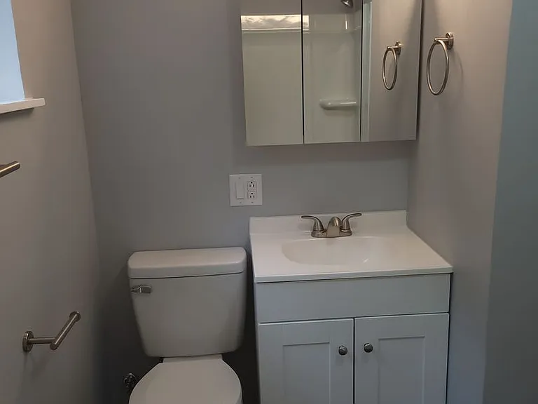 357 Gilmore St — Photo 8