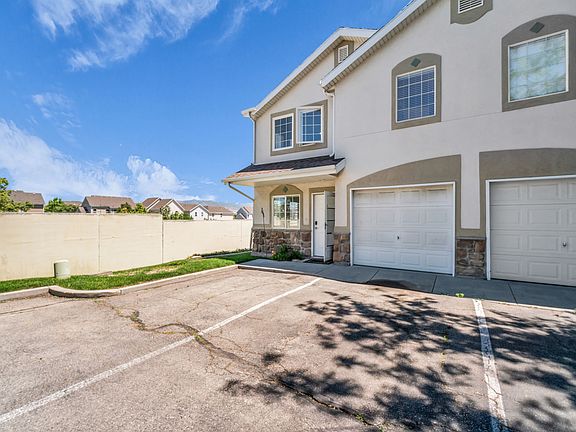 3rd image of 3699 S Botticelli Ct Unit A