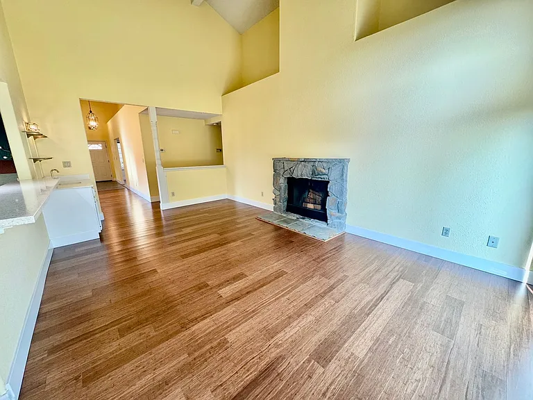 5477 Hackney Ln — Photo 12