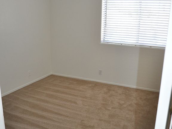 2nd image of 4230 E Graythorn Ave